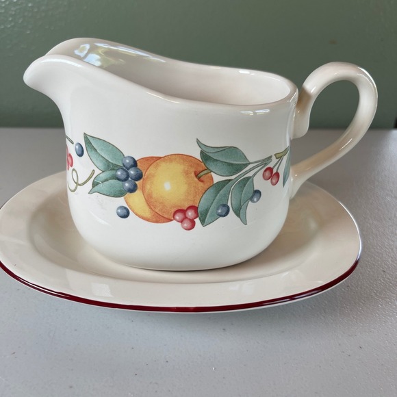 Corelle‎ Coorinates Stoneware Abundance Gravy Boat with Under Plate Fruit Design - Picture 1 of 12